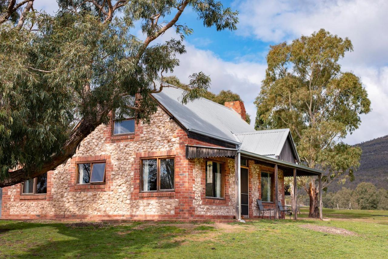 Grampians Pioneer Cottages Halls Gap Eksteriør billede
